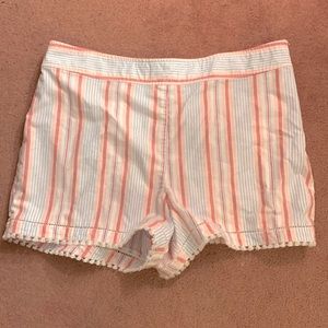 VINEYARD VINES PULL ON STRIPED SHORTS. SZ 16. NWOT